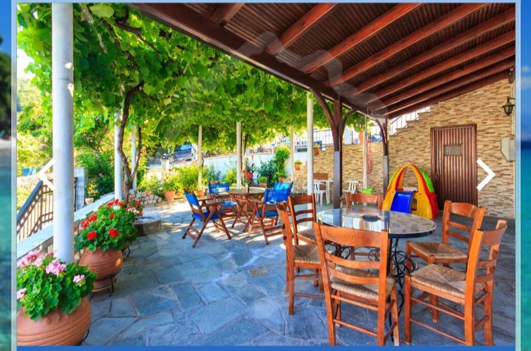 Zeus Guesthouse Panagia  Exterior photo